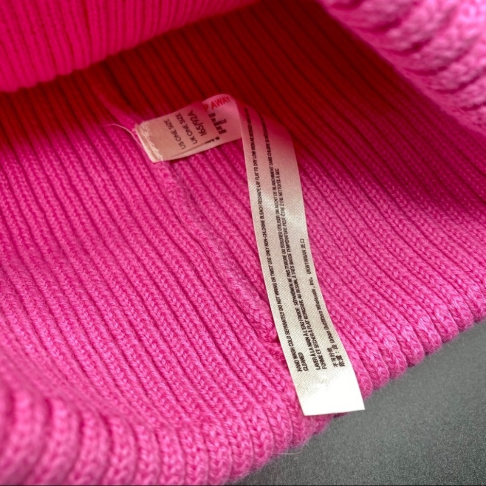 NWOT Free People Outside the Lines Bubblegum Pink Beanie - Picture 7 of 7